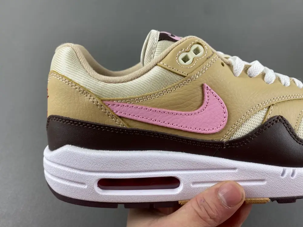 Wmns Air Max 1 