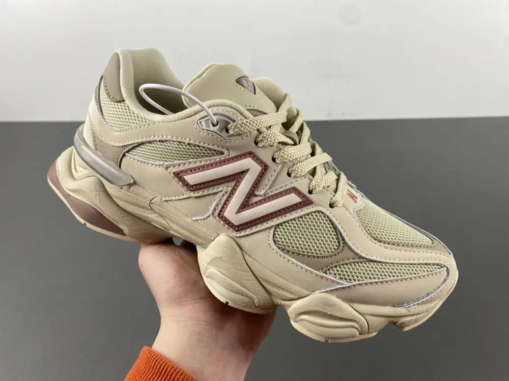New Balance 9060 ' 