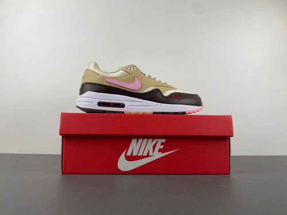 Wmns Air Max 1 