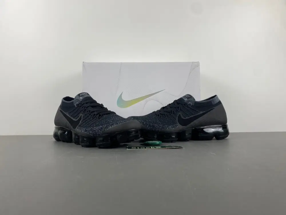 Air VaporMax 'Triple Black'  FECDA385