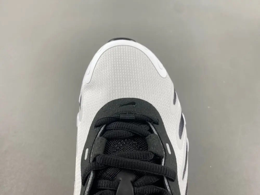 Nike Air Max DN 8 