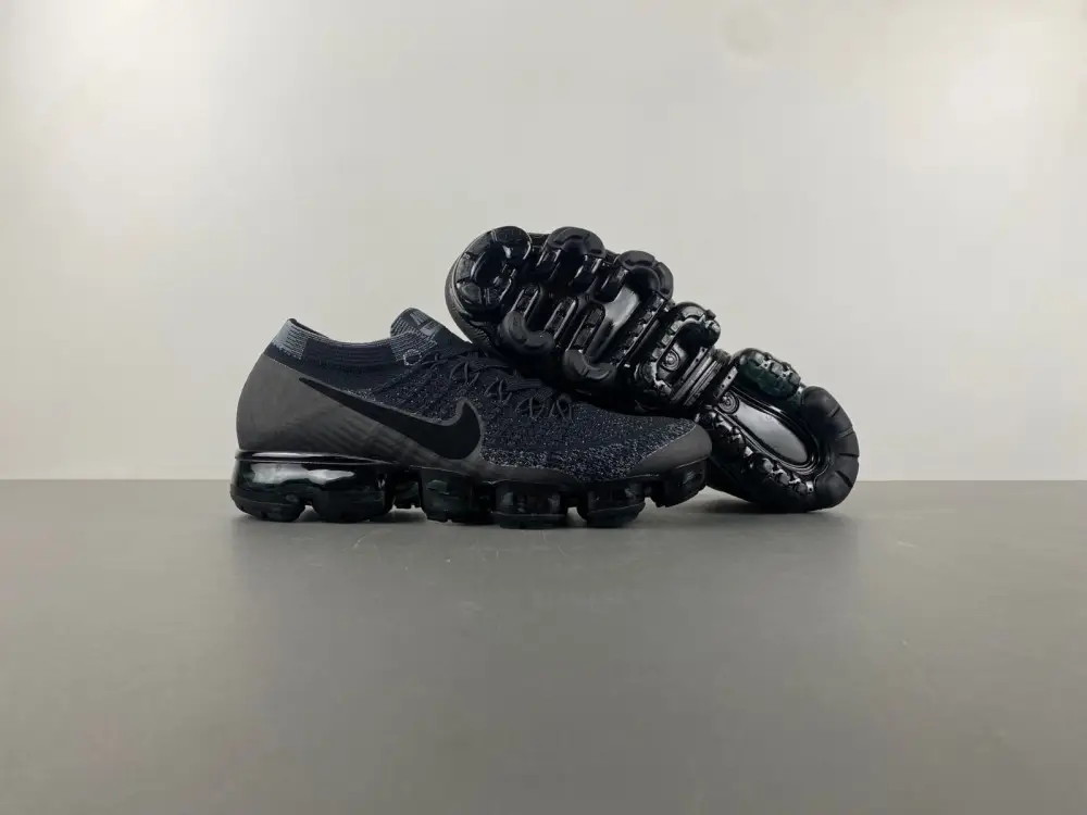 Air VaporMax 'Triple Black' 