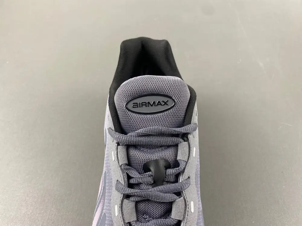 Nike Air Max DN 8 