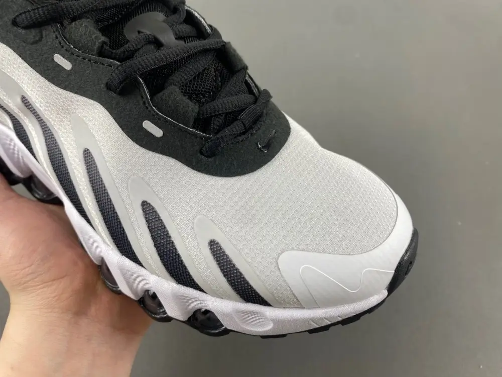 Nike Air Max DN 8 