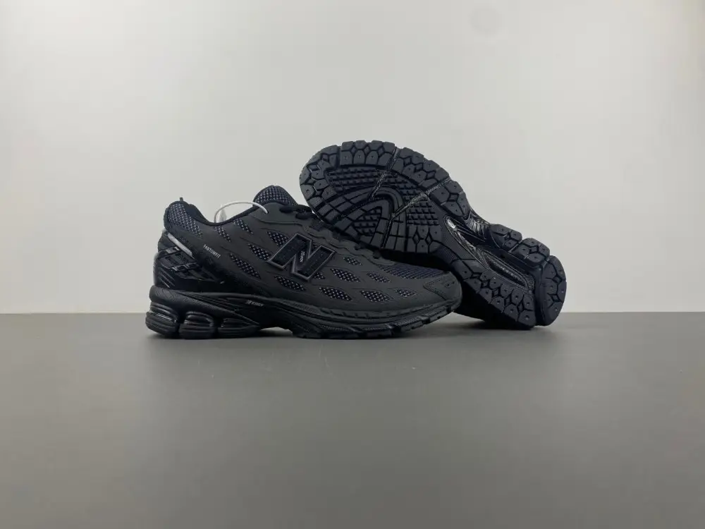 New Balance 1906 