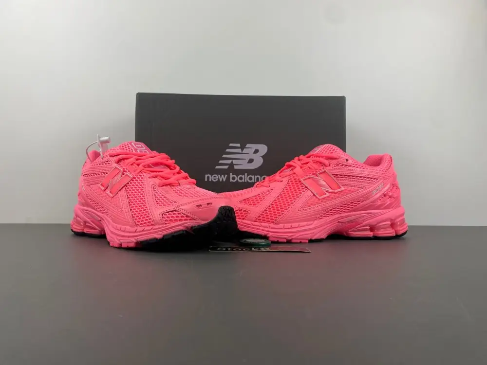 New Balance 1906  AAFBD2596