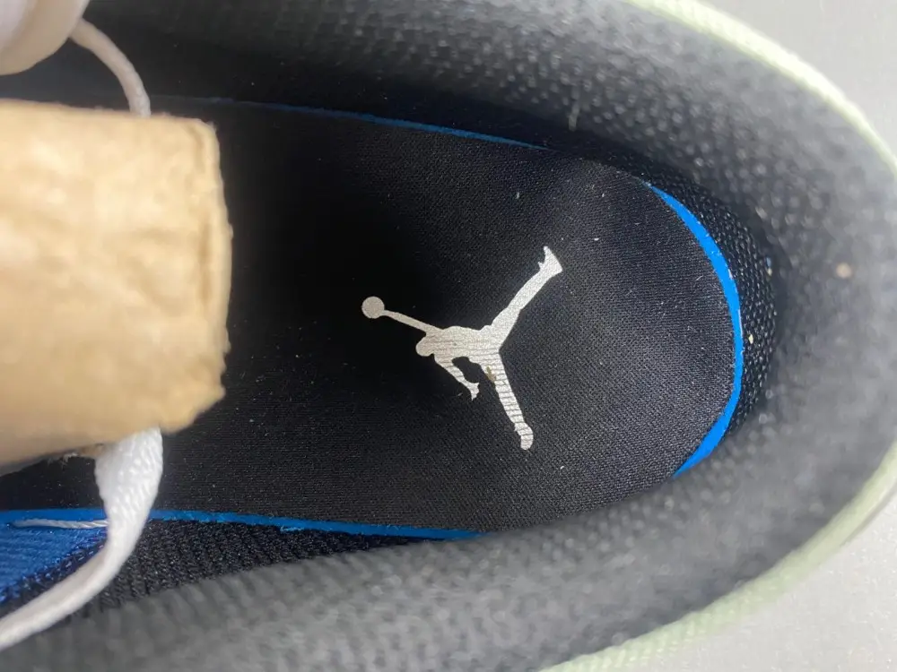 Air Jordan 1 Low 