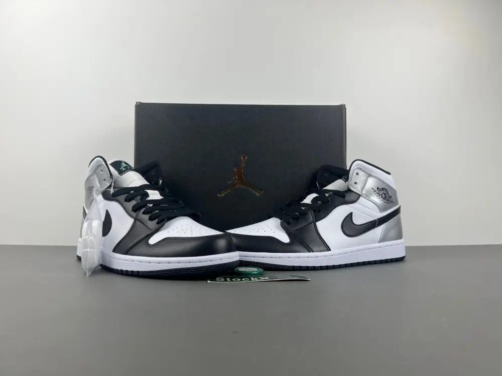 Air Jordan 1 Low 