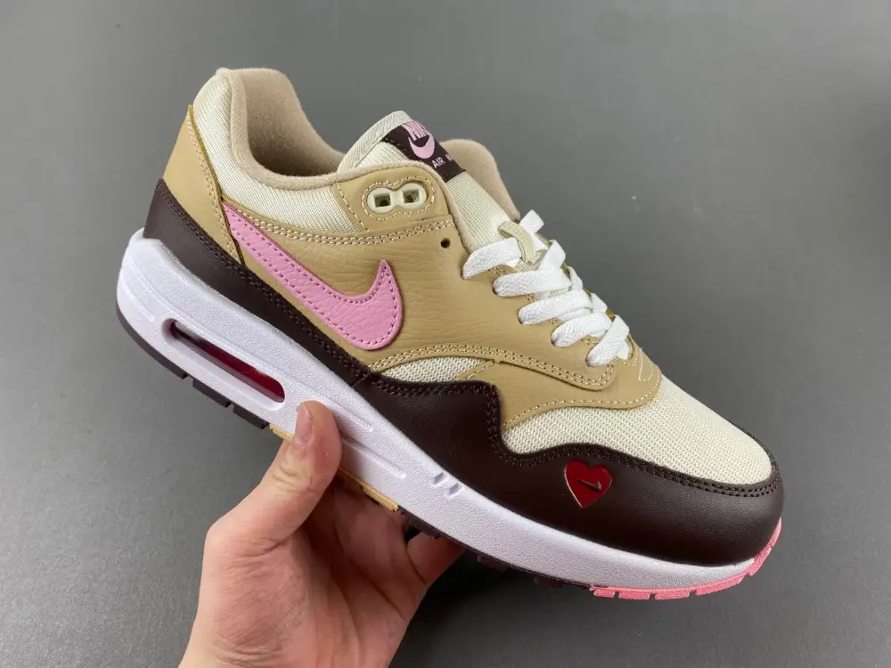 Wmns Air Max 1 