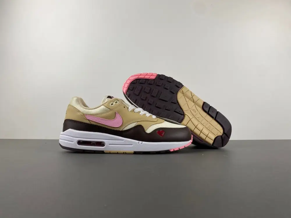 Wmns Air Max 1 