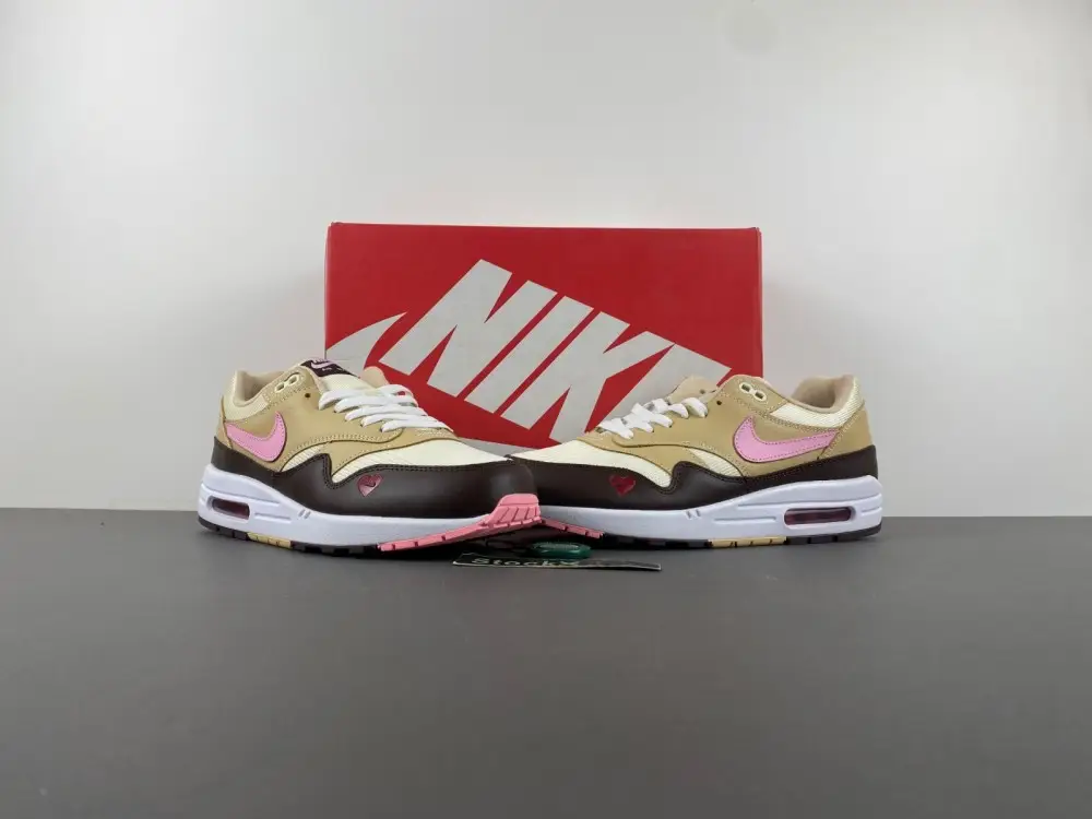 Wmns Air Max 1  FDCA103