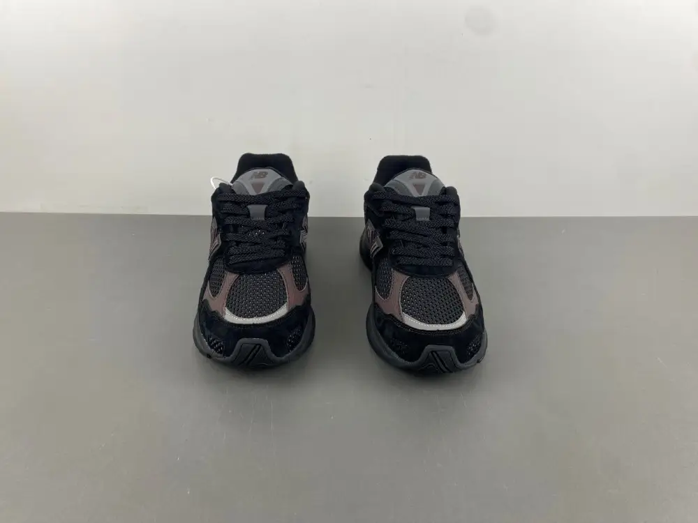 new balance NB  M2010RN 