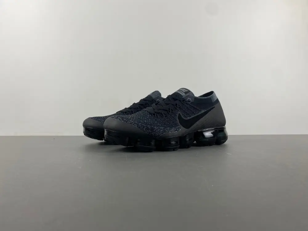 Air VaporMax 'Triple Black' 