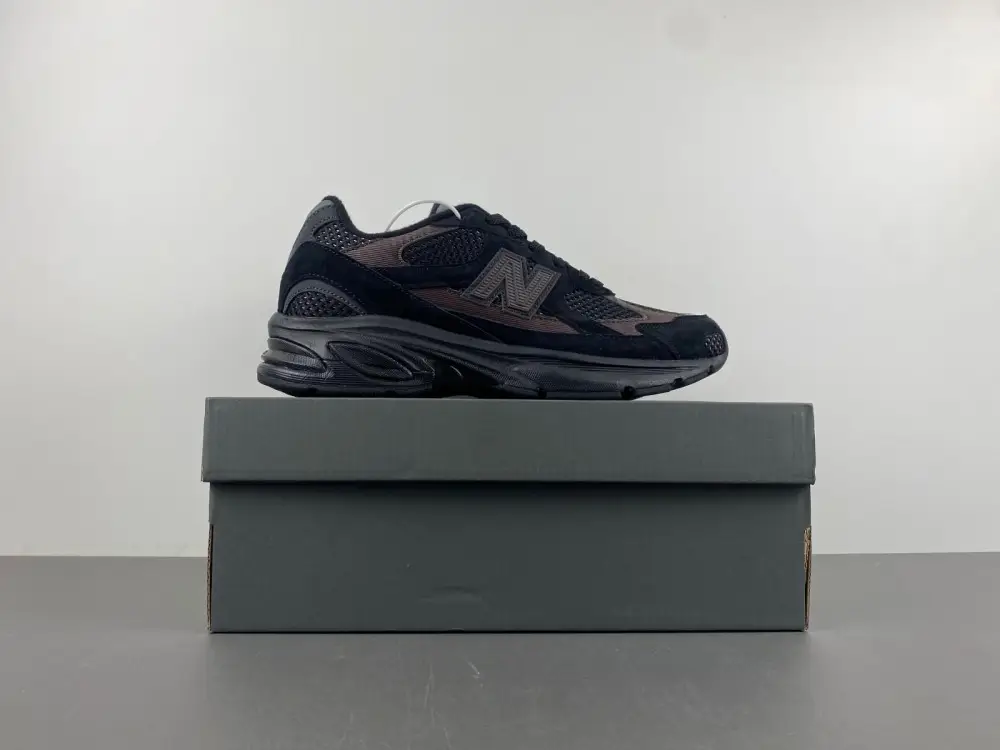 new balance NB  M2010RN 