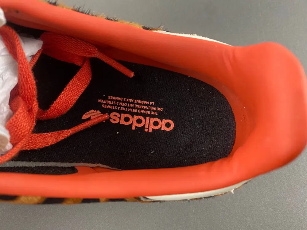 Samba OG 'Preloved Red' 