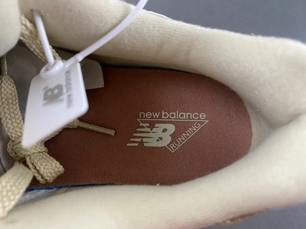 New Balance 9060 ' 