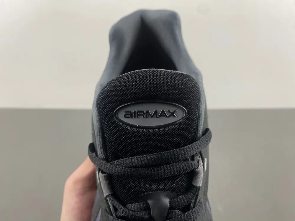 Nike Air Max DN 8 