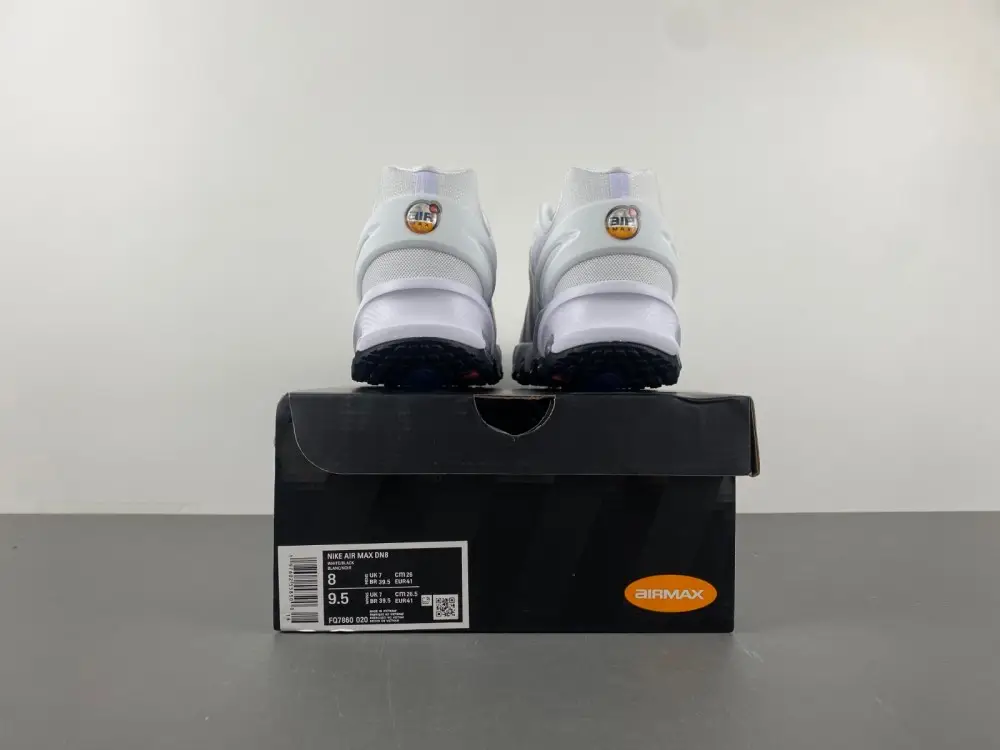 Nike Air Max DN 8 