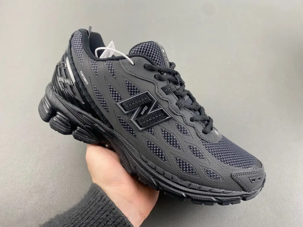 New Balance 1906 