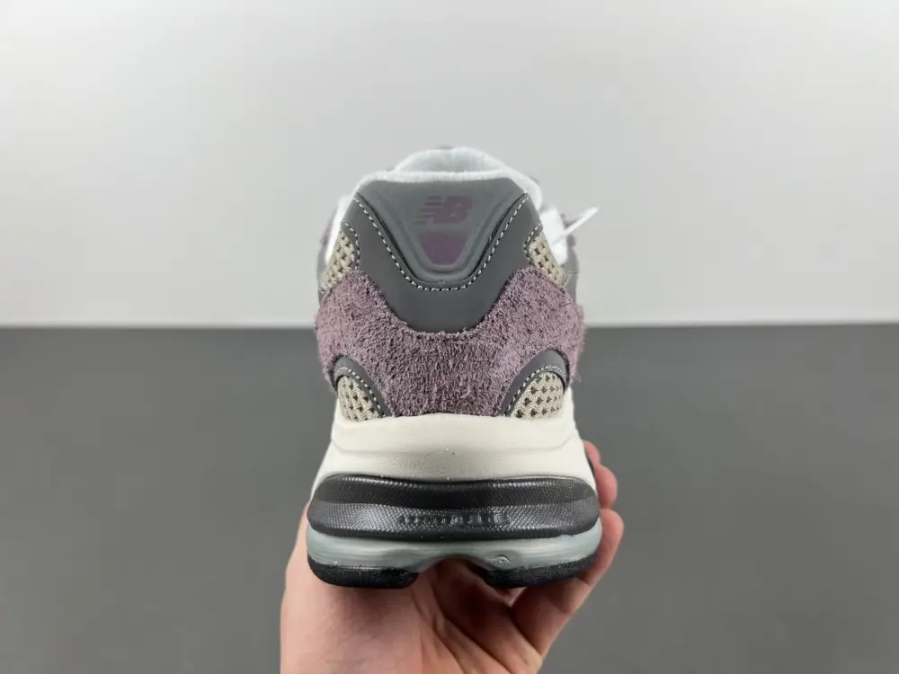 new balance NB  M2010REF 