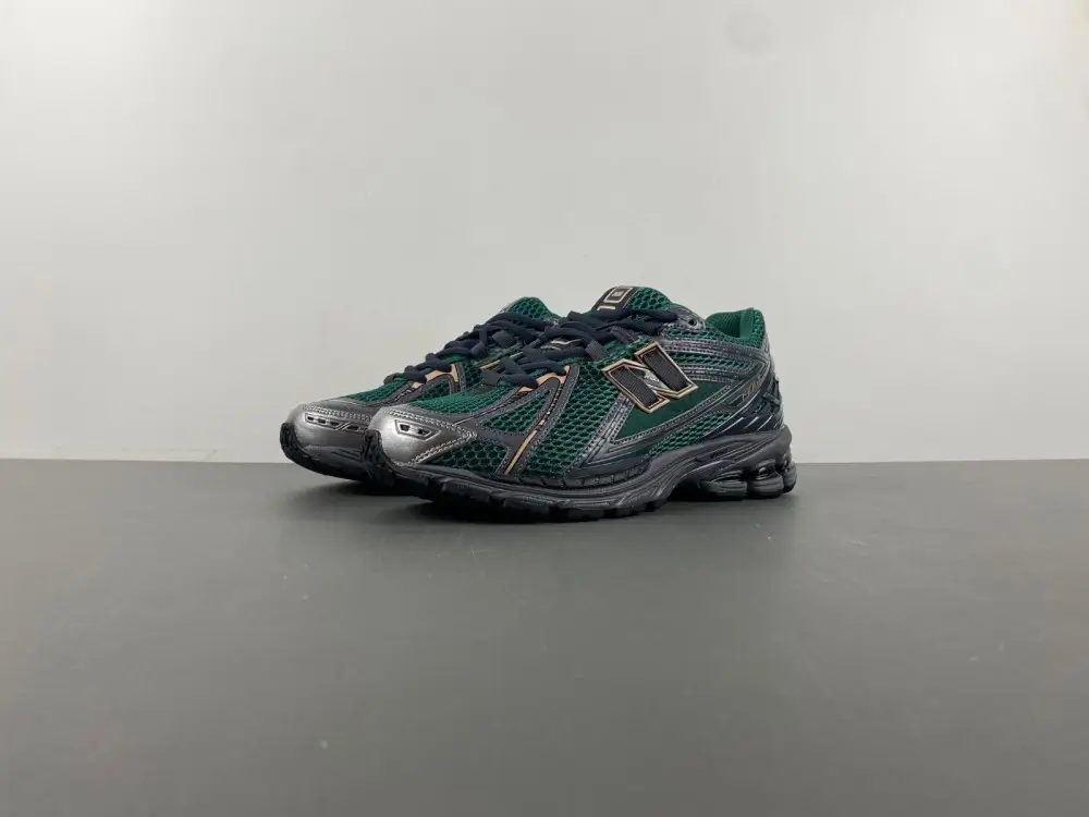 New Balance 1906 
