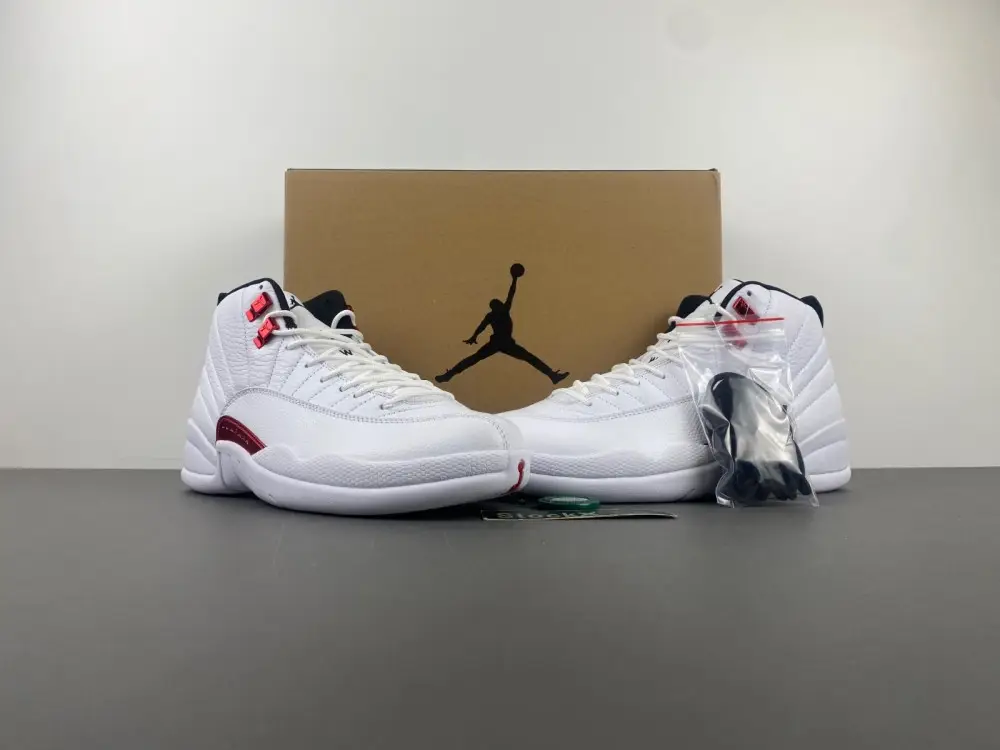 Air Jordan  EBB1553