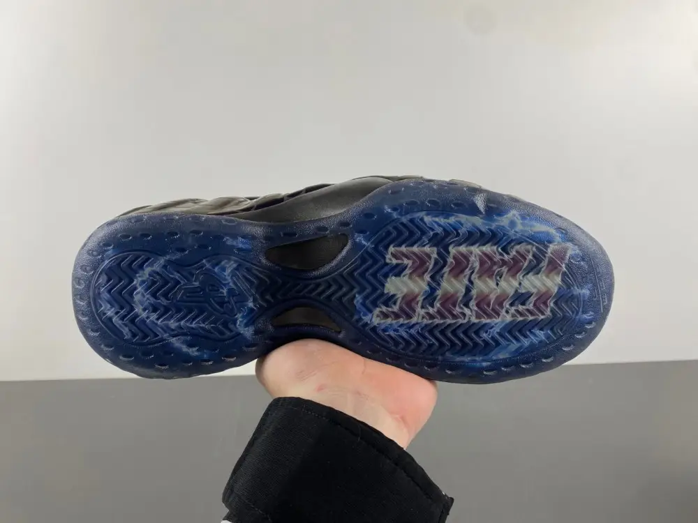 TEKKEN 8 x Nike Air Foamposite One 