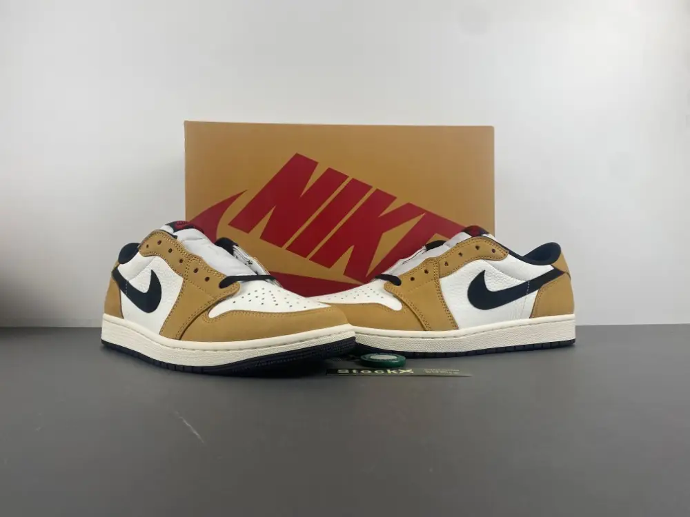 Air Jordan 1 Low 