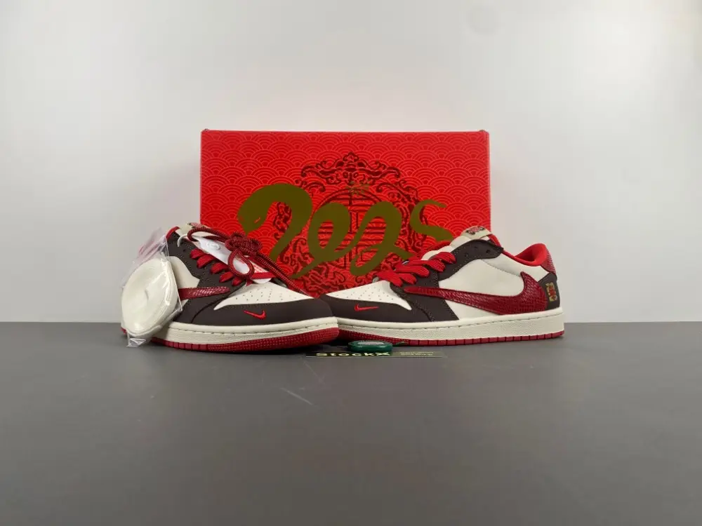 Fragment x Travis Scott x   Air Jordan 1 Low 