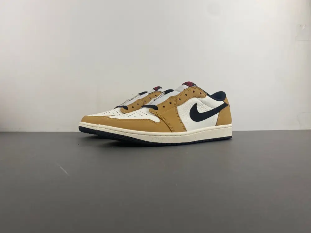 Air Jordan 1 Low 
