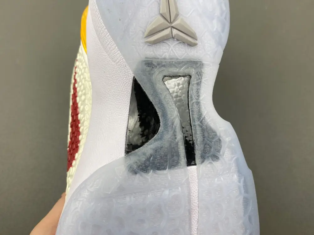 NIKE ZOOM KOBE 6 白红黄色 