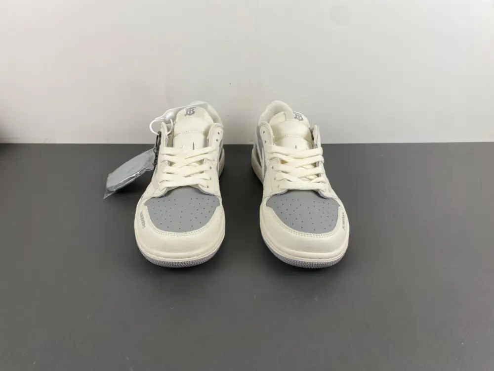 BURBRRY x Travis Scott x Nike Air Jordan 1 Low Nike 