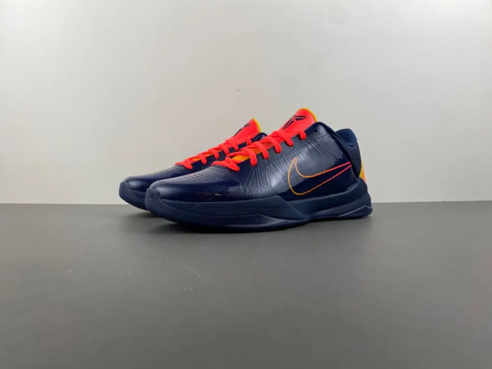 Nike Kobe 5 Protro Caitlin Clark PE 