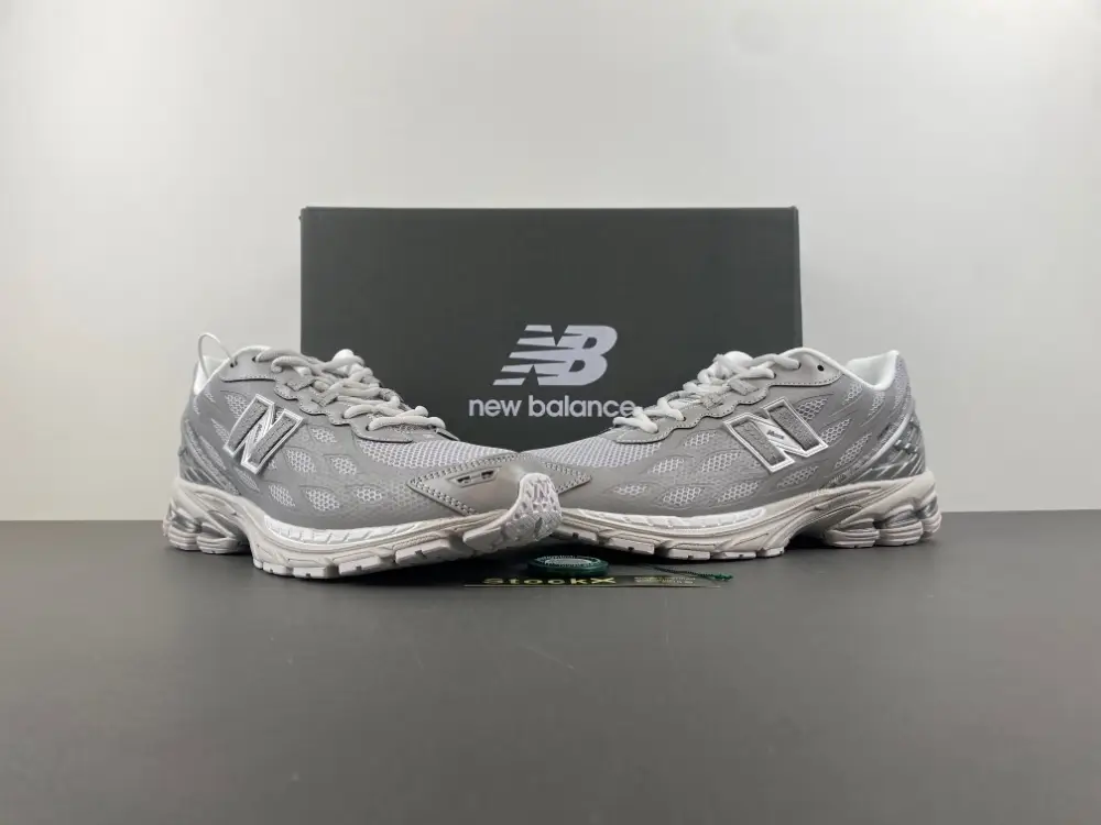 New Balance 1906 