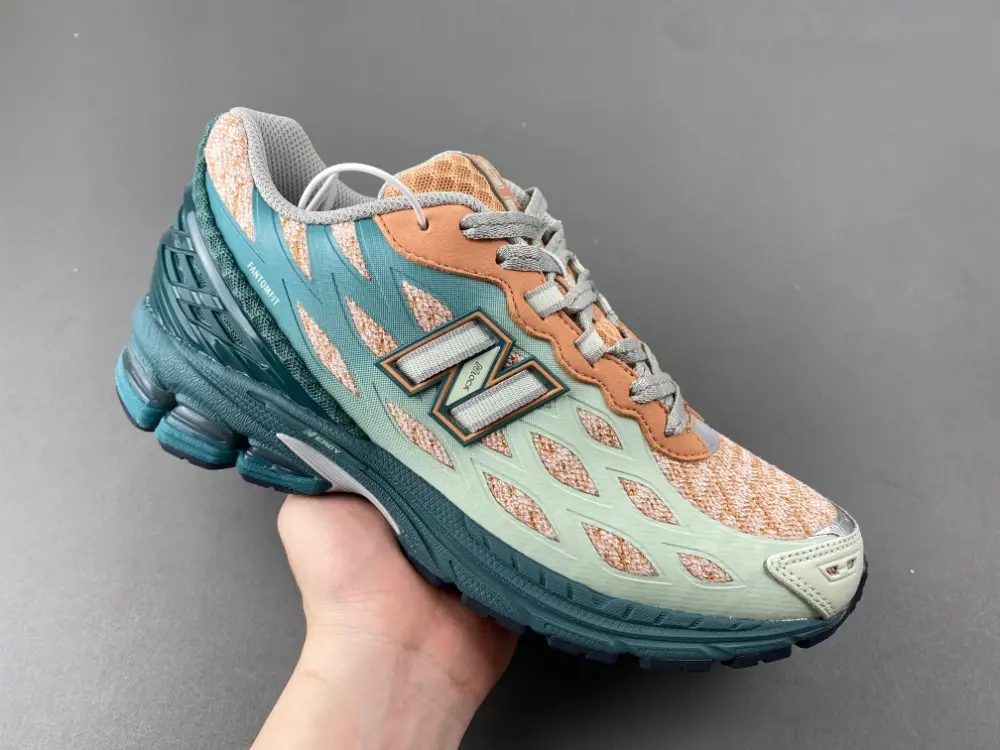 New Balance 1906 