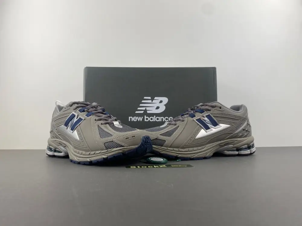 New Balance 1906 