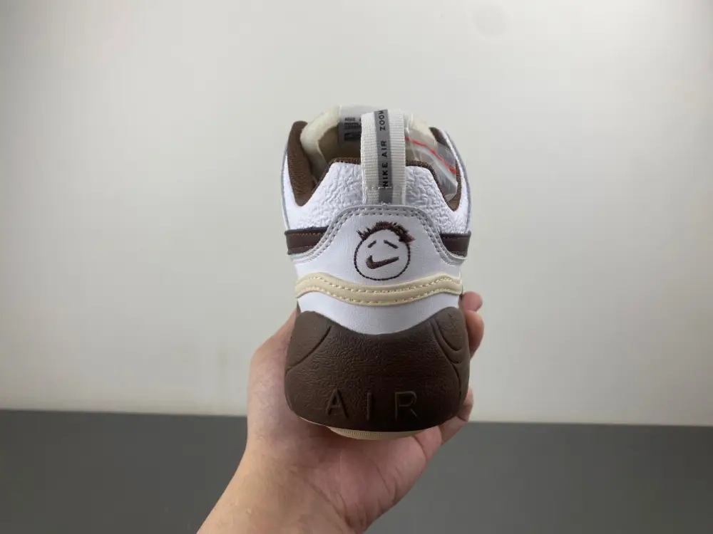 Travis Scott x Nike Zoom Field Jaxx 'Light Chocolate' 