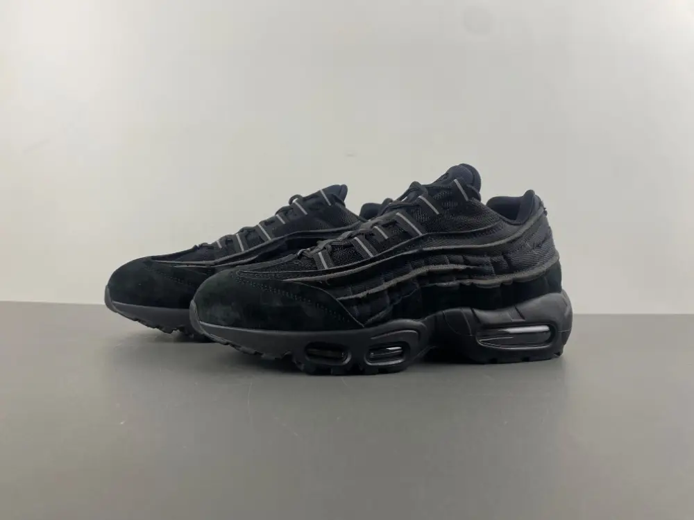 Comme des Garçons x Air Max 95 'Black' 