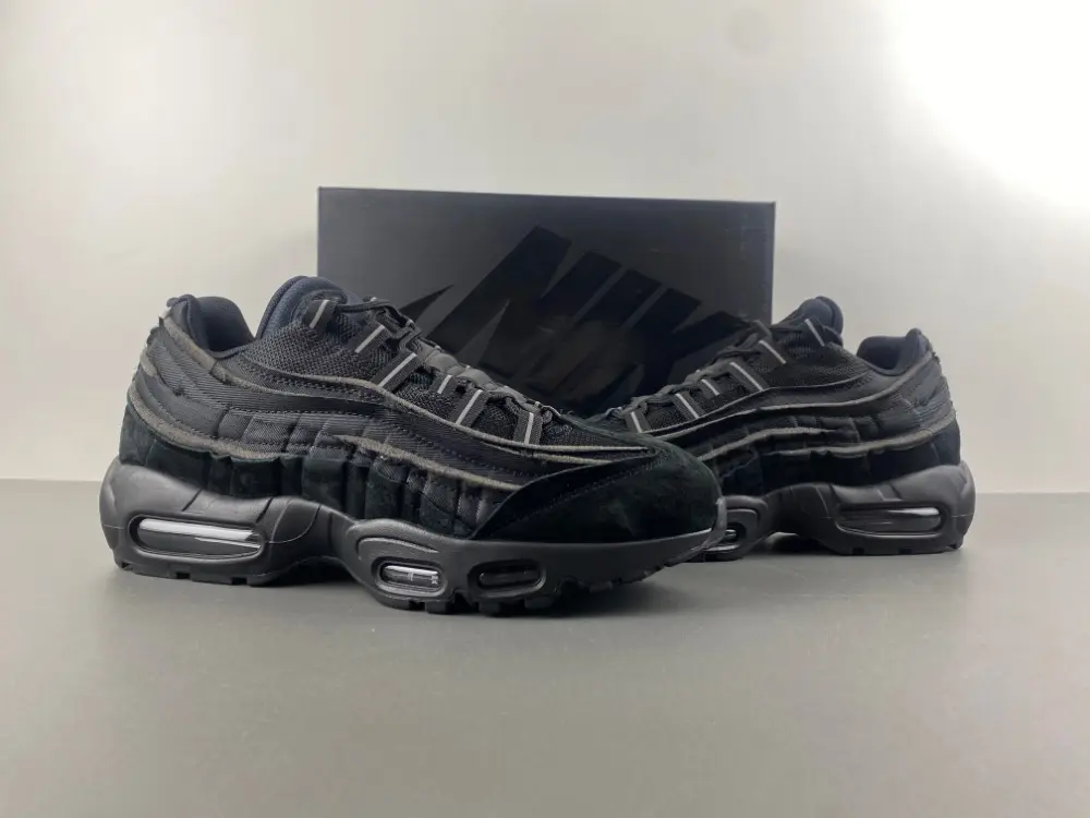 Comme des Garçons x Air Max 95 'Black'  AEB1820