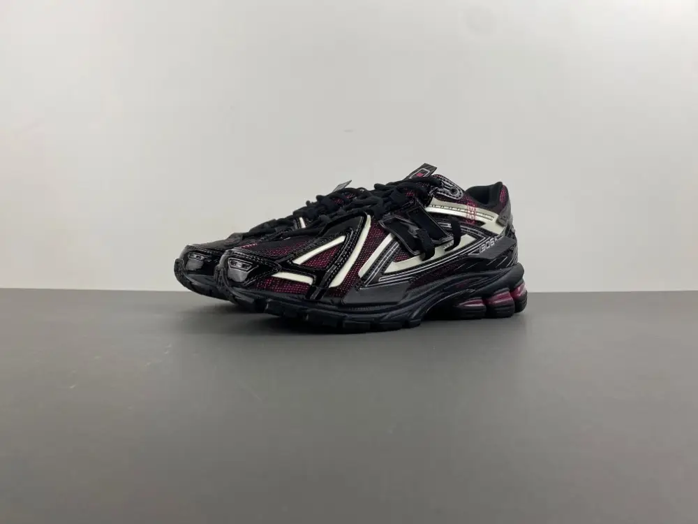 New Balance M 