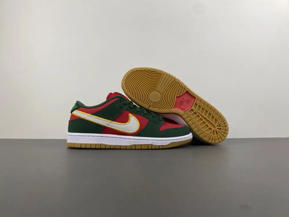 Nike SB Dunk Low PRM 