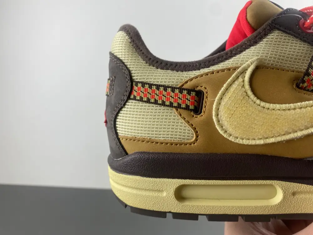 Nike Max1 ts  Travis Scott x MAX1 