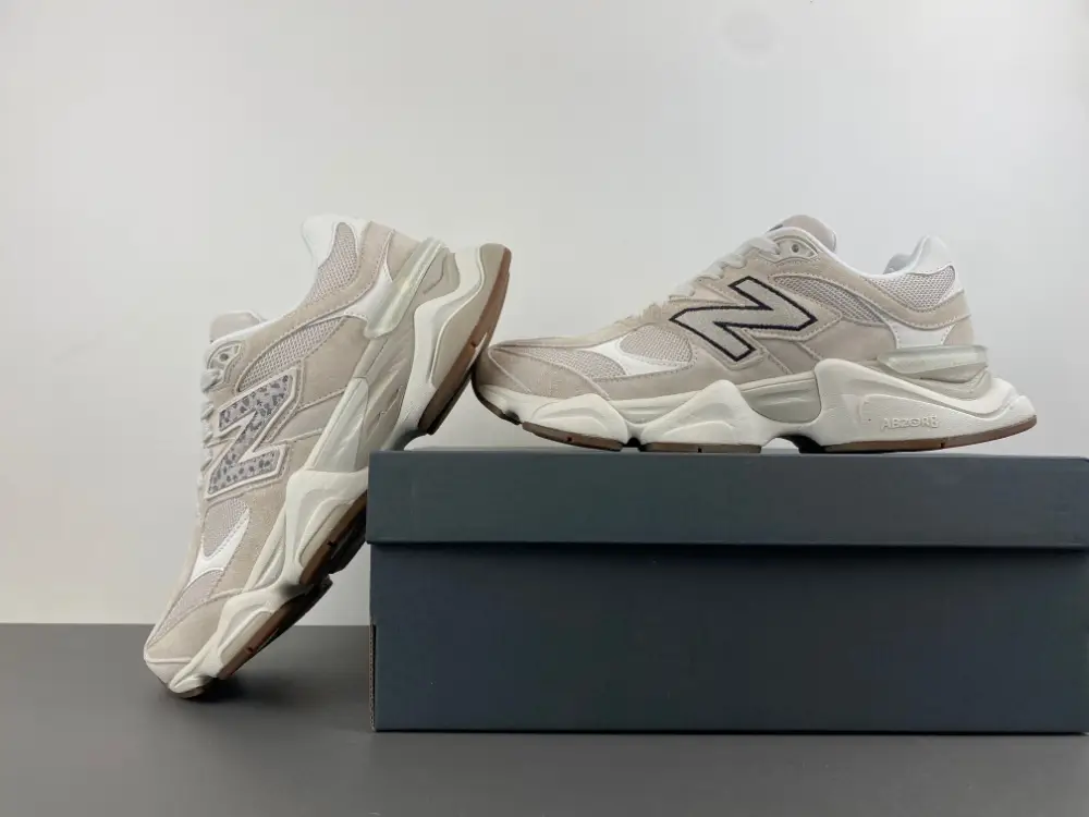 New Balance 9060 