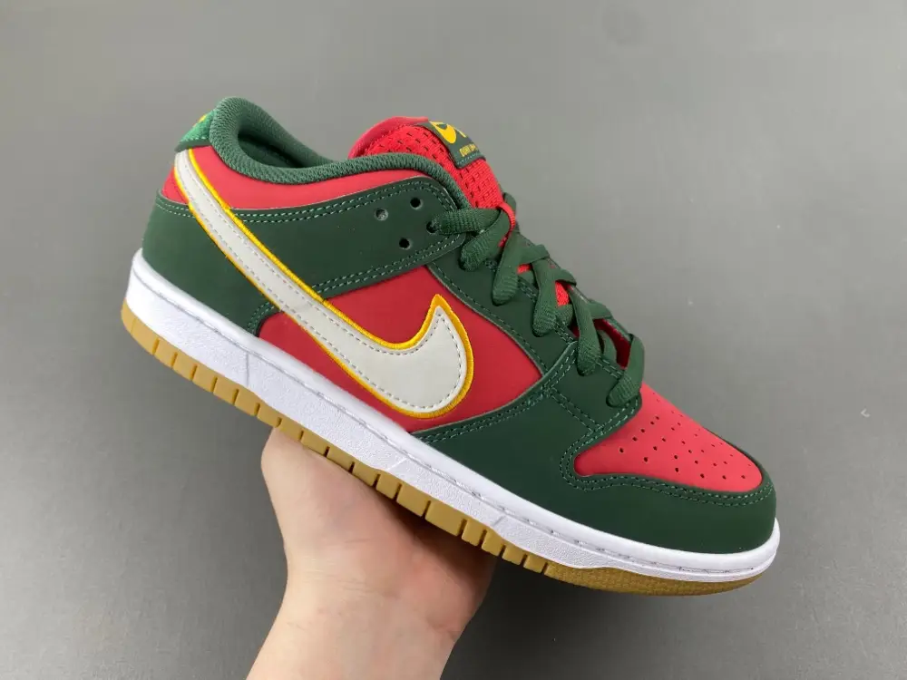 Nike SB Dunk Low PRM 