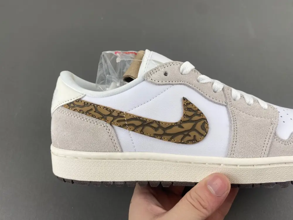 Air Jordan 1 Low 
