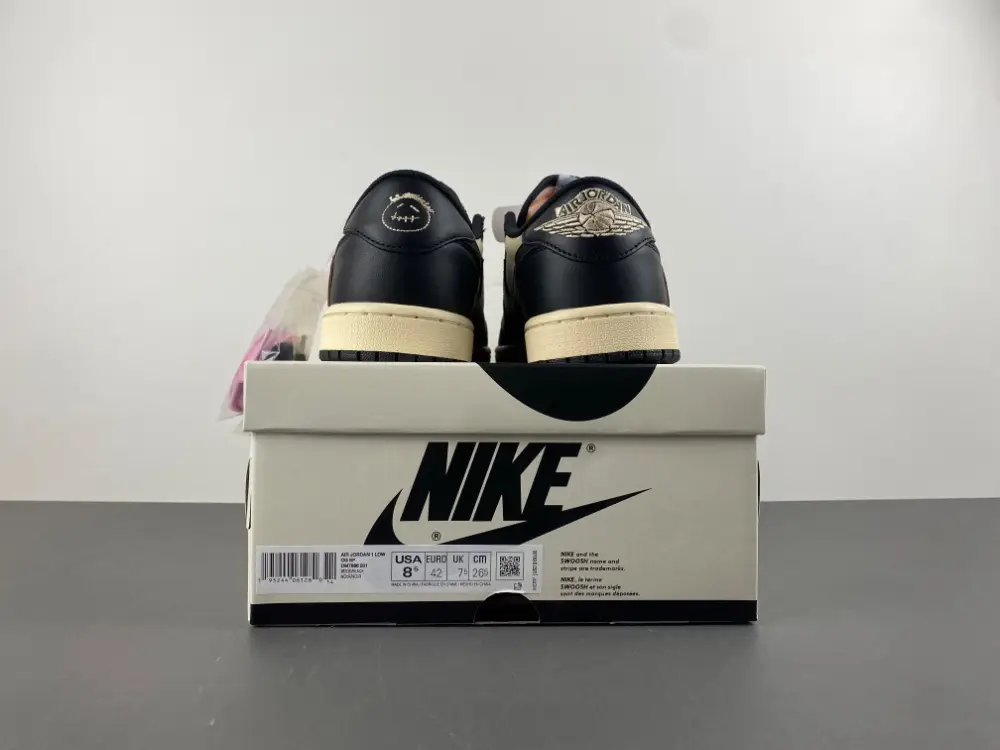 Travis Scott x Air Jordan 1 Retro Low OG SP 'Pale Vanilla 