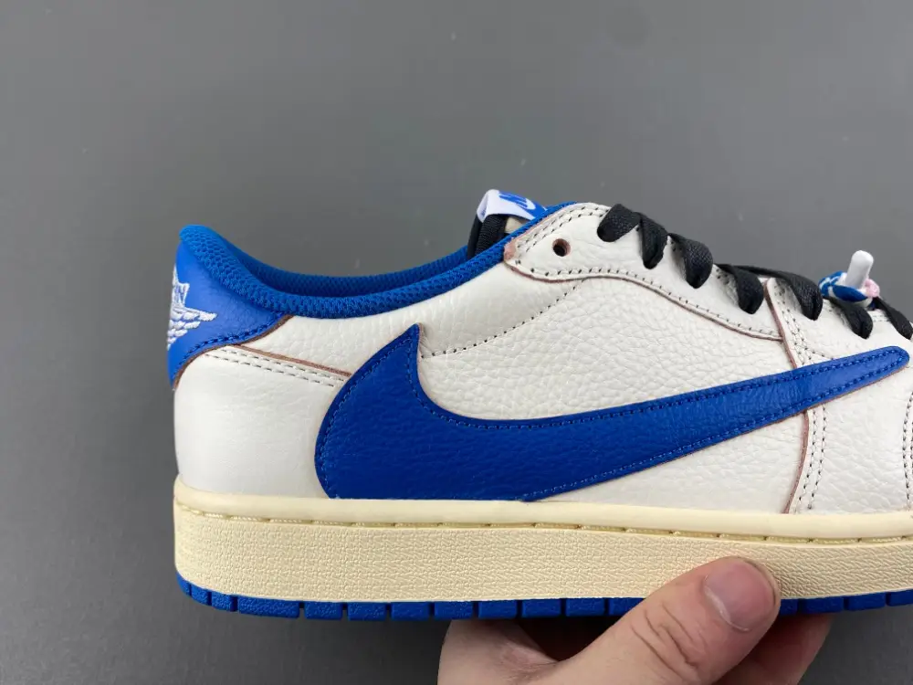 Travis Scott x Fragment x Air Jordan 1 Low OG 