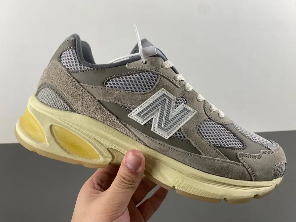 new balance NB  U2010GD 