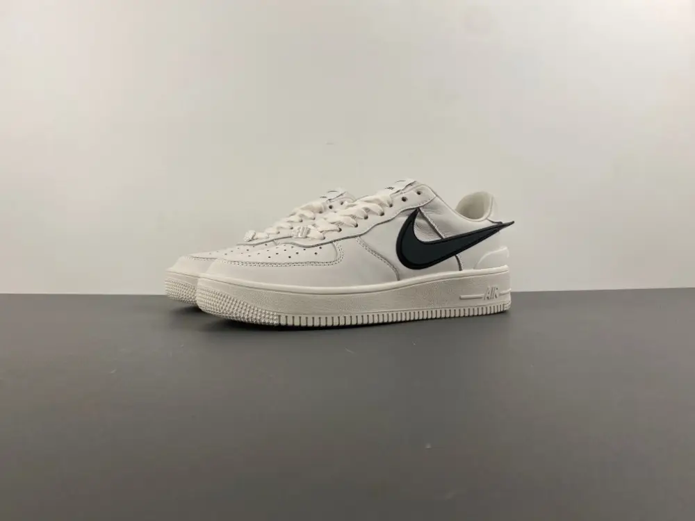 AMBUSH x Nike Air Force 1 Low 