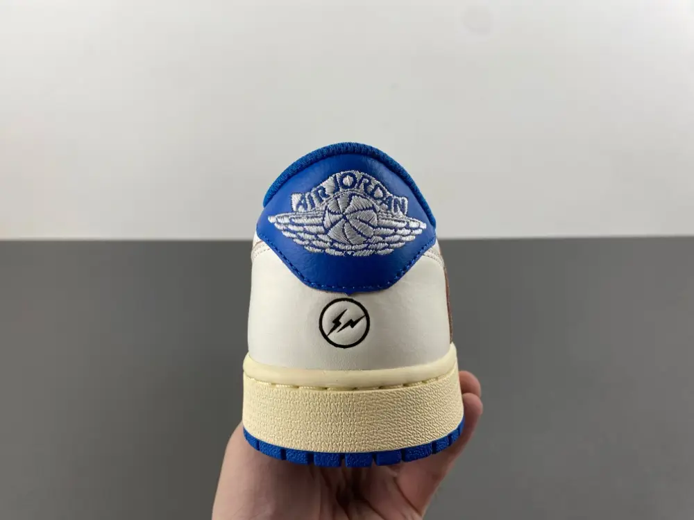 Travis Scott x Fragment x Air Jordan 1 Low OG 